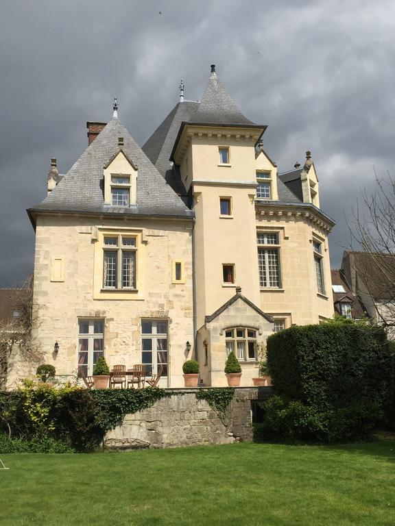Le Castel Ecossais Bed and Breakfast Senlis  Exteriör bild