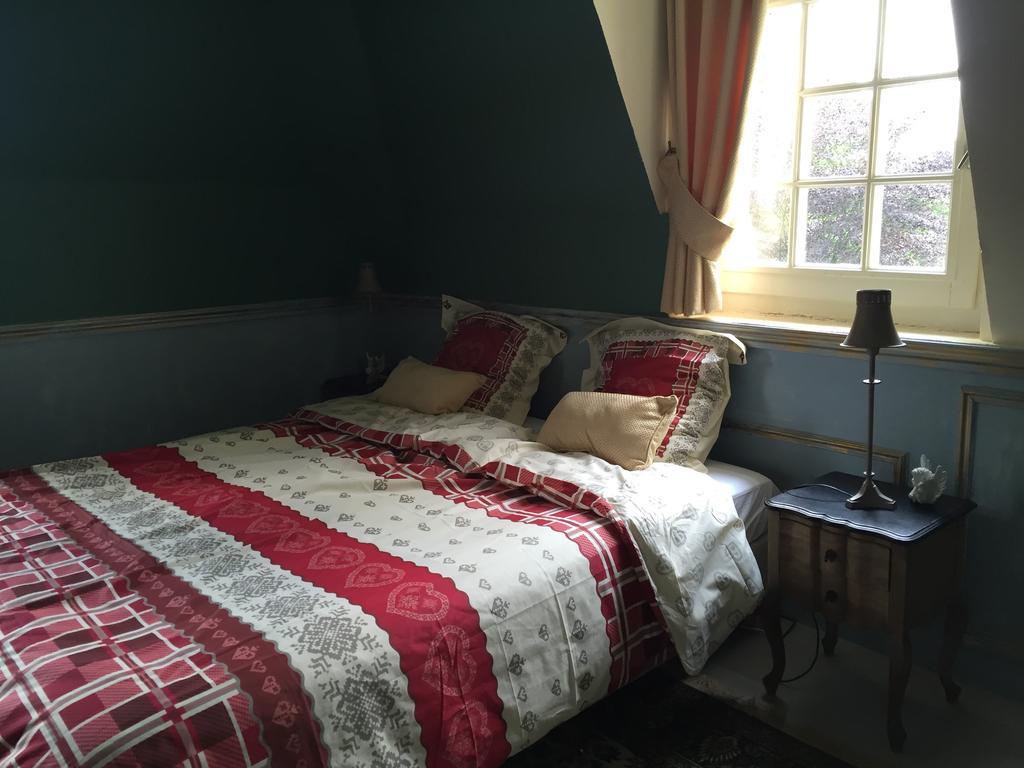 Le Castel Ecossais Bed and Breakfast Senlis  Exteriör bild